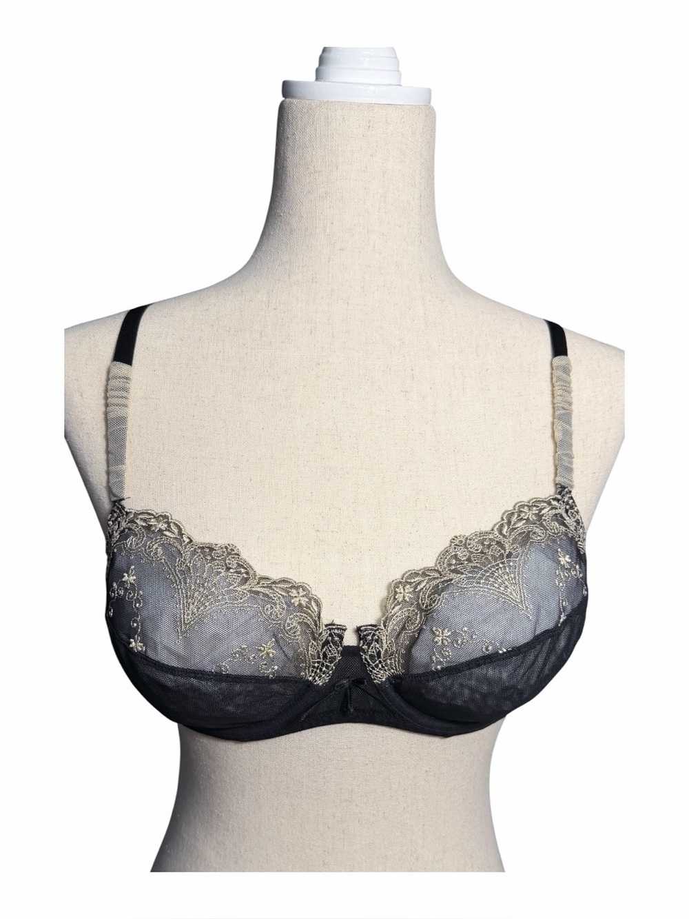 La Perla Black Bra & Panty Set with Cream Embroidery. La Perla Studio. NWOT